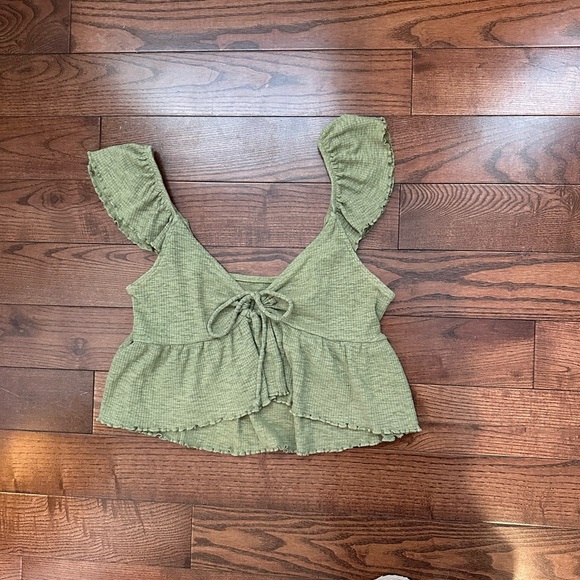 American Eagle Flutter Sleeve Crop Top - Picture 2 of 6